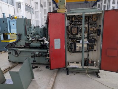 Зубофрезерный станок 53Д80Н