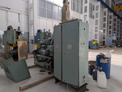 Зубофрезерный станок 53Д80Н