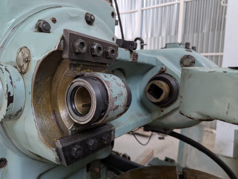 Зубофрезерный станок 53Д80Н