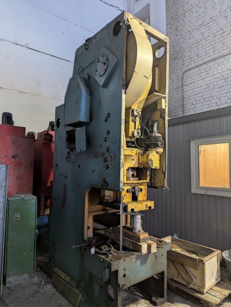 Пресс кривошипный КВ2132